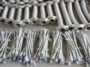 紙業(yè)生產(chǎn)中的關(guān)鍵配件 不銹鋼金屬軟管的應(yīng)用與優(yōu)勢